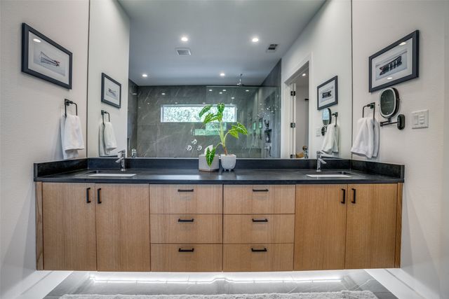 3766 Manana Drive, Dallas, TX 75220