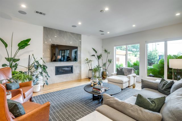 3766 Manana Drive, Dallas, TX 75220