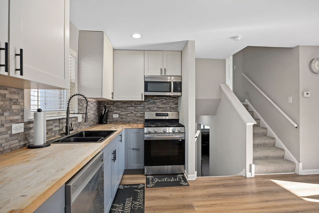 25727 S Mccorkle Avenue, Monee, IL 60449