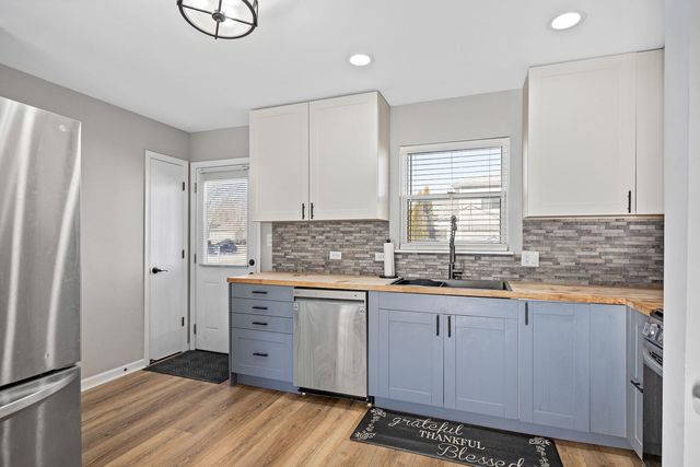 25727 S Mccorkle Avenue, Monee, IL 60449