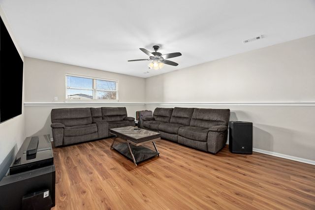 25727 S Mccorkle Avenue, Monee, IL 60449