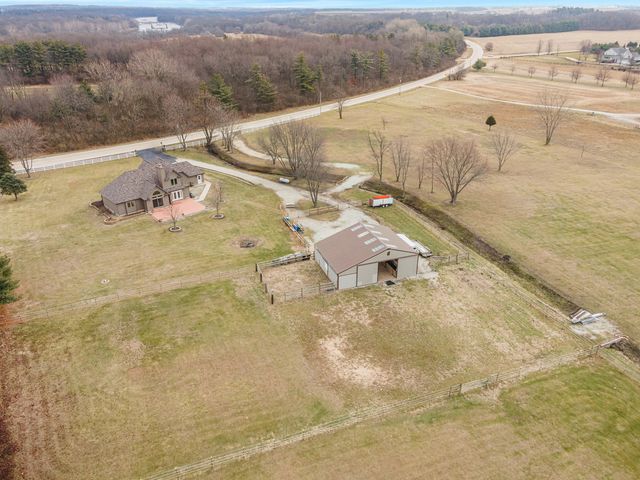 17707 W 113 Highway, Custer Park, IL 60481