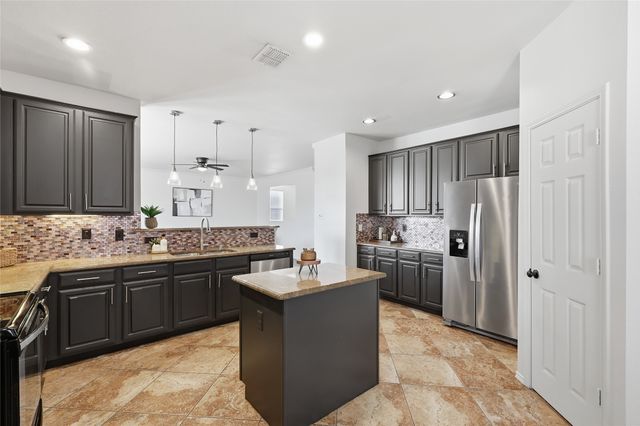 9100 Belvedere Drive, Fort Worth, TX 76244