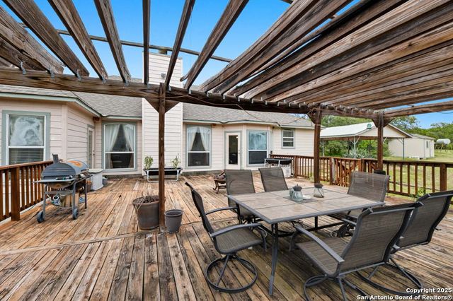 370 Pr 3502, Hondo, TX 78861