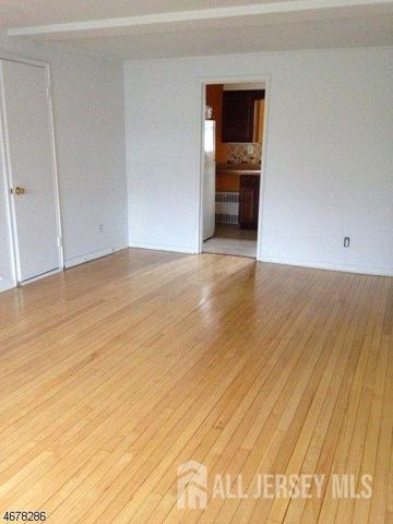 16-A Garfieldpark, Edison, NJ 08837