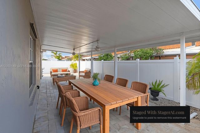 7503 W 34th Ln, Hialeah, FL 33018