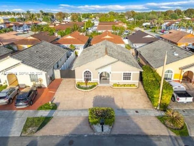 7503 W 34th Ln, Hialeah, FL 33018