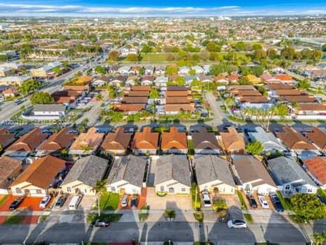 7503 W 34th Ln, Hialeah, FL 33018