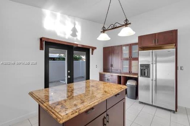 7503 W 34th Ln, Hialeah, FL 33018