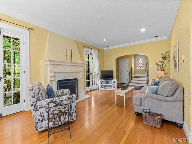 754 Yale Avenue, University City, MO 63130