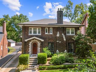 754 Yale Avenue, University City, MO 63130