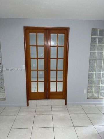8315 SW 72nd Ave 104B, Miami, FL 33143