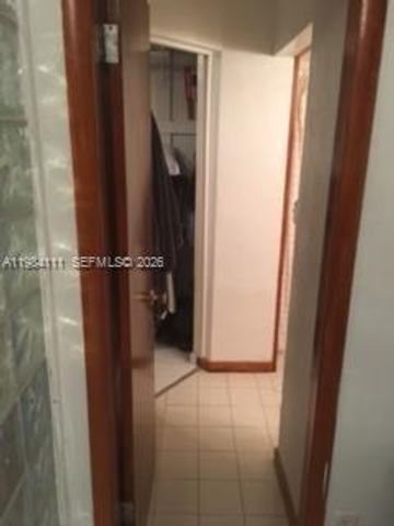 8315 SW 72nd Ave 104B, Miami, FL 33143