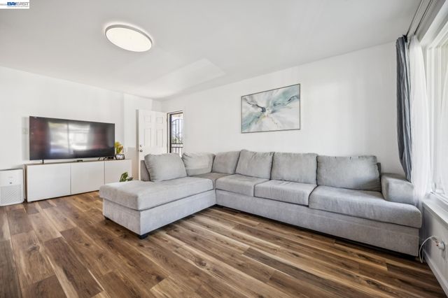 1321 Delwood St, Vallejo, CA 94591