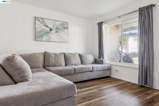 1321 Delwood St, Vallejo, CA 94591