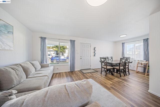 1321 Delwood St, Vallejo, CA 94591