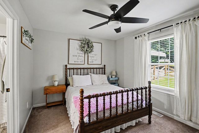 112 Jupiter Dr, Ashland City, TN 37015