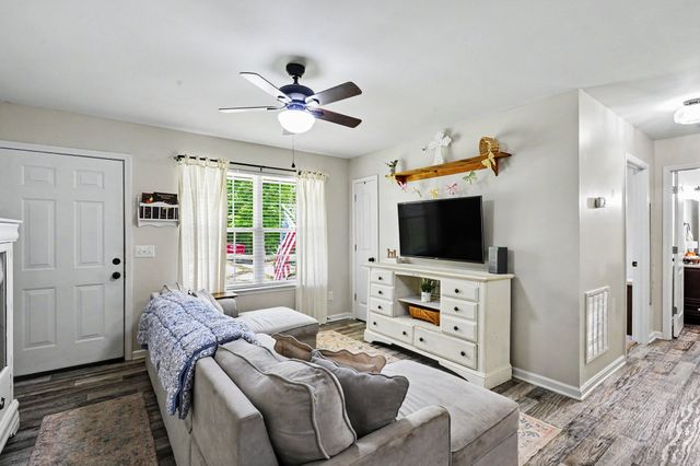 112 Jupiter Dr, Ashland City, TN 37015