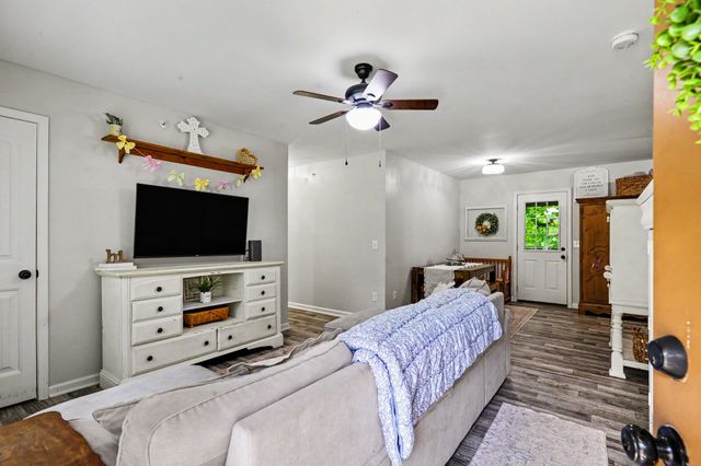 112 Jupiter Dr, Ashland City, TN 37015