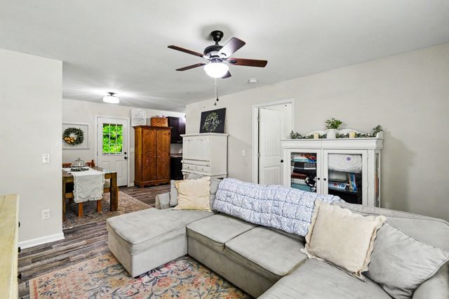 112 Jupiter Dr, Ashland City, TN 37015