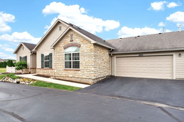 7049 Creekside Circle 7049 Creekside Circle, Fairborn, OH 45324