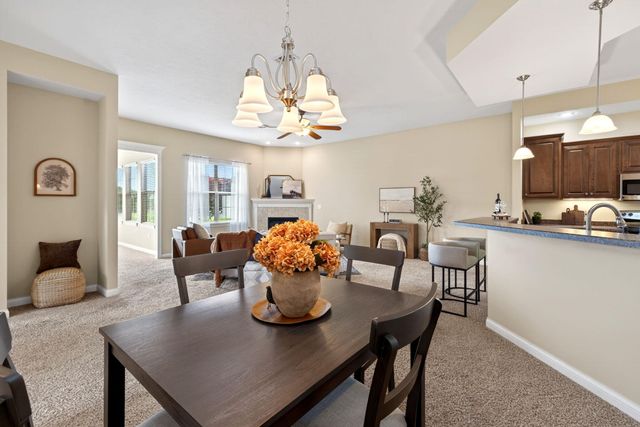 7049 Creekside Circle 7049 Creekside Circle, Fairborn, OH 45324
