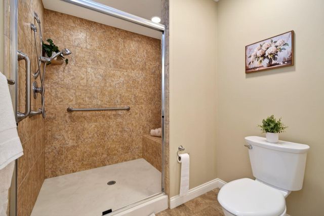 7049 Creekside Circle 7049 Creekside Circle, Fairborn, OH 45324
