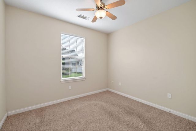 7049 Creekside Circle 7049 Creekside Circle, Fairborn, OH 45324