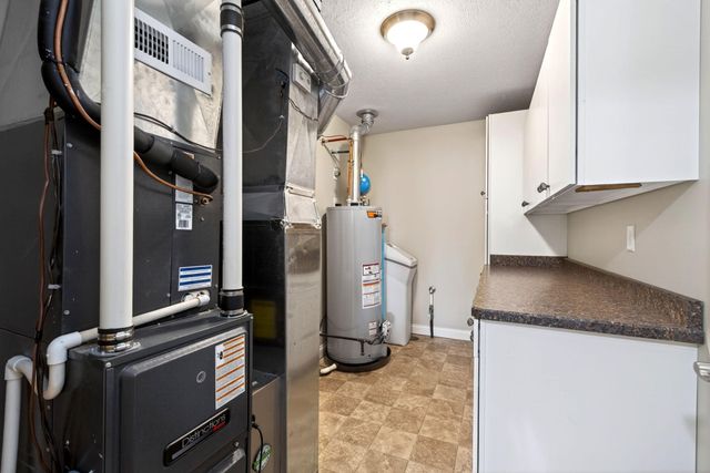7049 Creekside Circle 7049 Creekside Circle, Fairborn, OH 45324