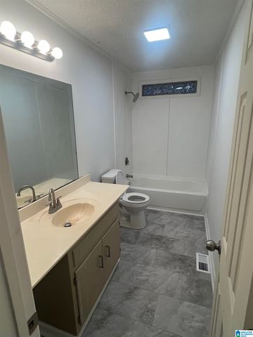 2101 SADLERTOWN ROAD, Bessemer, AL 35022