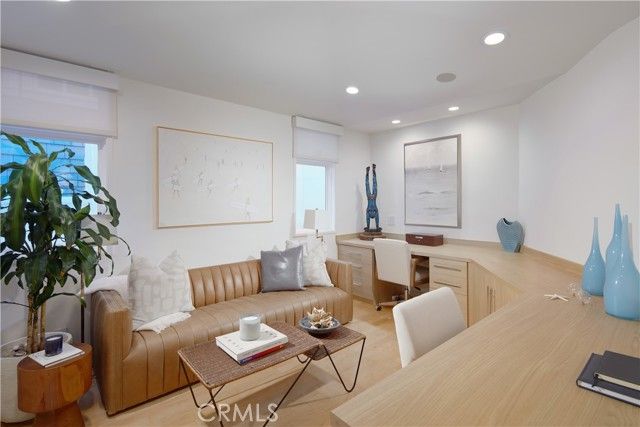 1510 E Oceanfront, Newport Beach, CA 92661