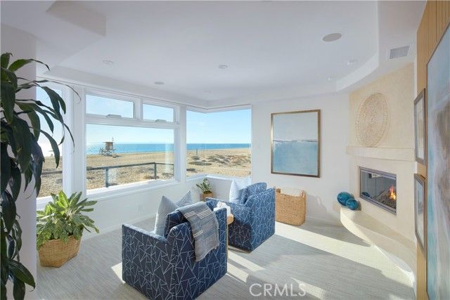 1510 E Oceanfront, Newport Beach, CA 92661