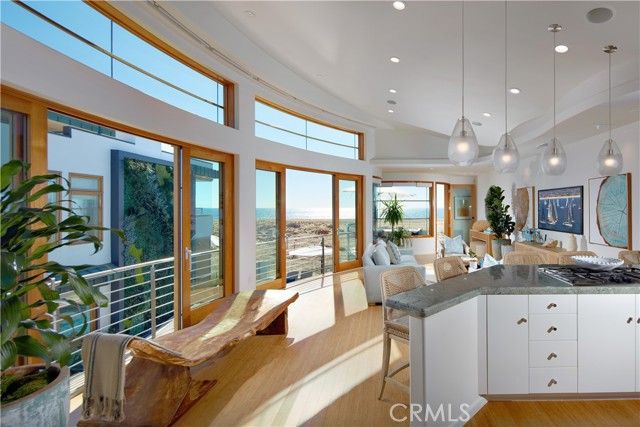 1510 E Oceanfront, Newport Beach, CA 92661