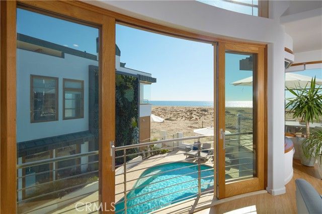 1510 E Oceanfront, Newport Beach, CA 92661
