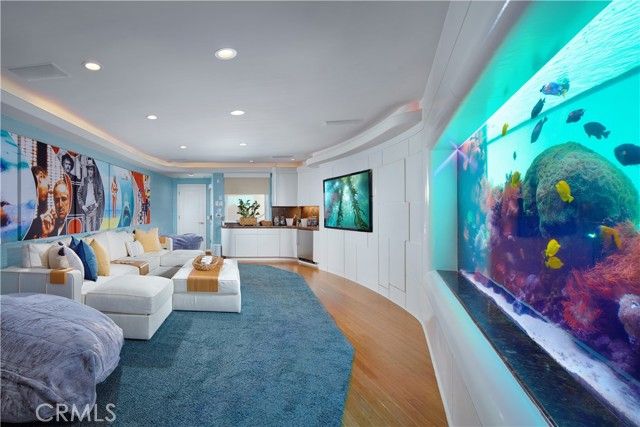 1510 E Oceanfront, Newport Beach, CA 92661