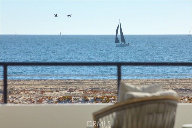 1510 E Oceanfront, Newport Beach, CA 92661
