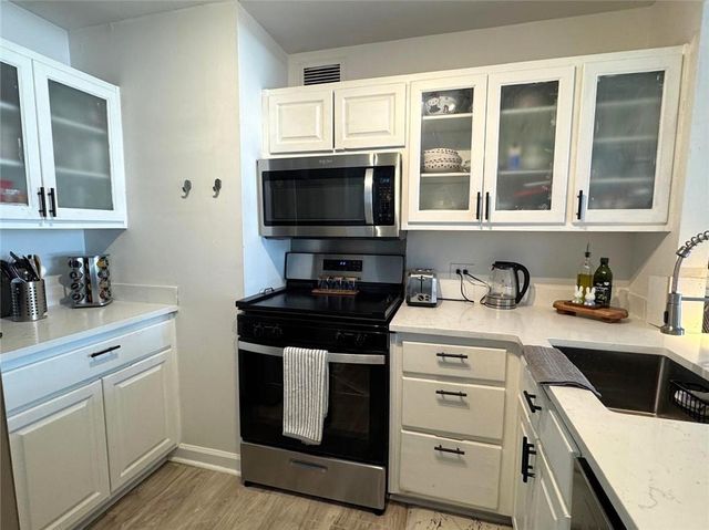 620 Peachtree Street NE 909, Atlanta, GA 30308