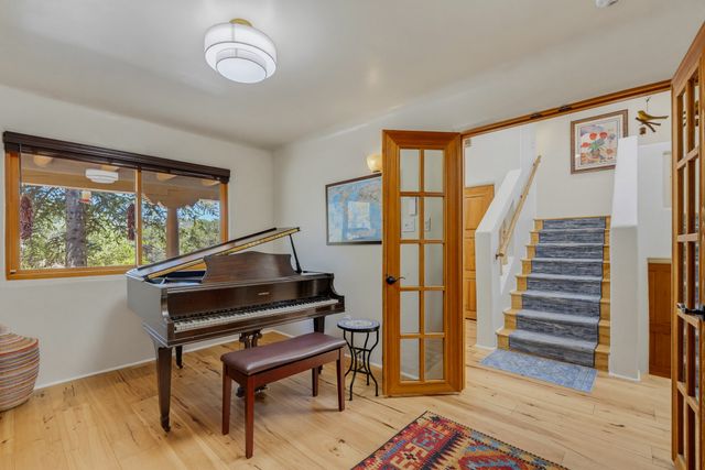 13 Arroyo Vista, Santa Fe, NM 87505
