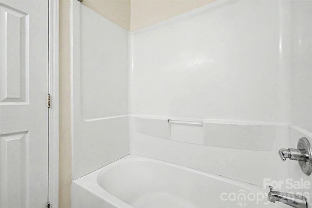 6414 Mallard View Lane, Charlotte, NC 28269