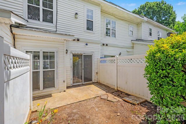 6414 Mallard View Lane, Charlotte, NC 28269