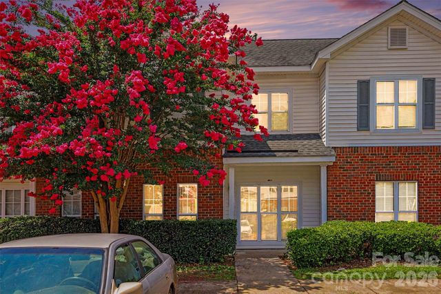 6414 Mallard View Lane, Charlotte, NC 28269