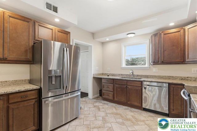 113 Lehigh Avenue, Palmerton Boro, PA 18071