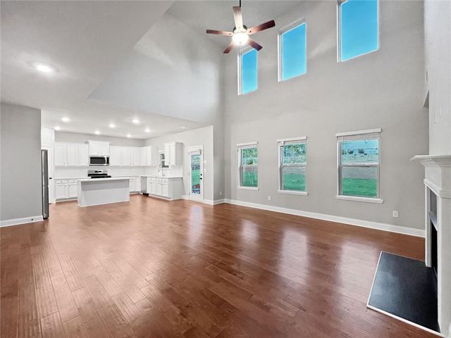 3868 Southfield Court, Loganville, GA 30052