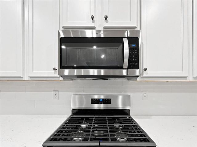 3868 Southfield Court, Loganville, GA 30052