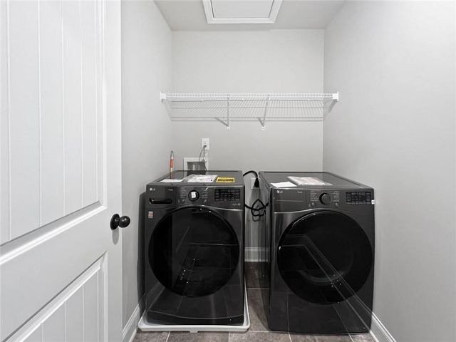 3868 Southfield Court, Loganville, GA 30052