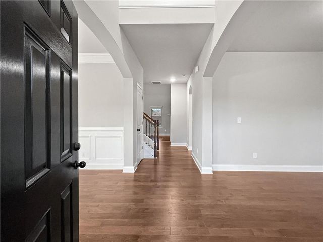 3868 Southfield Court, Loganville, GA 30052