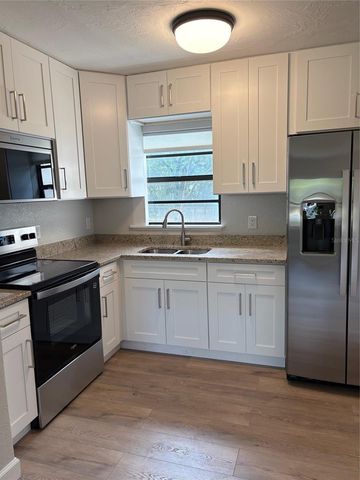 312 W PALMETTO AVENUE, Deland, FL 32720