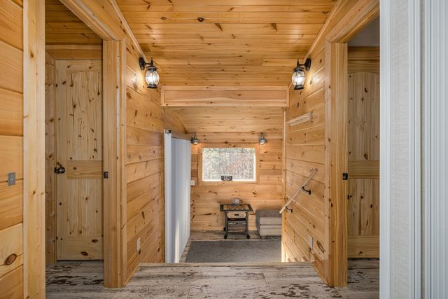 485 Banner Circle, Ellijay, GA 30540