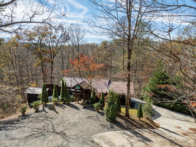 485 Banner Circle, Ellijay, GA 30540