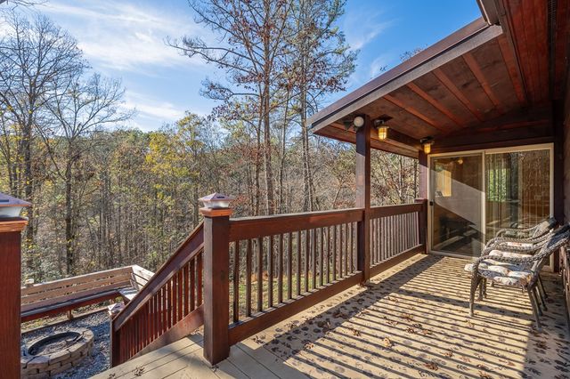 485 Banner Circle, Ellijay, GA 30540